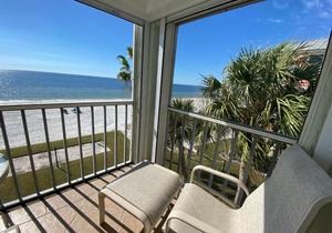 Strandview #304 - Beachfront condo with screened-in patio and amazing view!