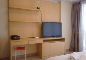 Strategic Studio Apartment at Beverly Dago with Mountain View By Travelio