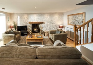Stuc an t Sagairt Cottage, Loch Lomond