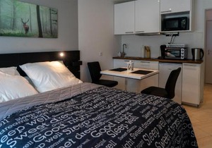 Studio 20qm mit Balkon und Innenpool - 22030