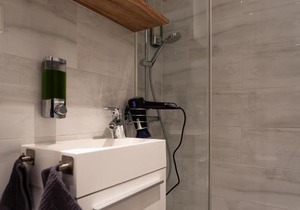 Studio 20qm mit Balkon und Innenpool - 22030