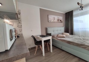 Studio 20qm mit Balkon und Innenpool - 22010