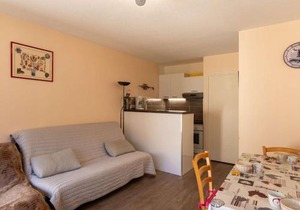 Studio 6 pers. avec balcon et accès direct aux pistes à Eaux-Bonnes - FR-1-400-6