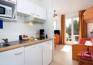 Studio abordable avec cuisinette équipée | Piscine sur place