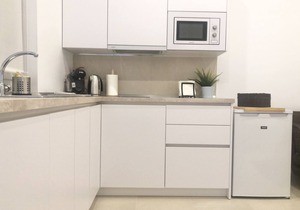 Studio-Apartment-Ensuite with Shower-Street View-Estación Centro Vialia 2