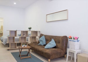 Studio-Apartment-Ensuite with Shower-Street View-Estación Centro Vialia 3