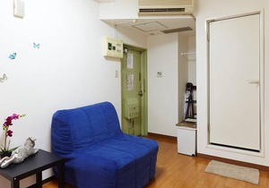 Studio Apartment Kayabacho KA1 / W&E