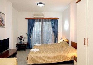 Studio Apartment With Sea View