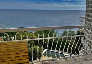 Studio Apt #9 @Pietra Mare Apts