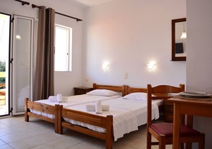 Studio Apt. By The Sea In The Heart Of Agia Marina #3