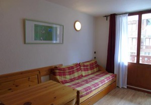 Studio avec balcon, wifi et animaux admis à Valfréjus - FR-1-561-2