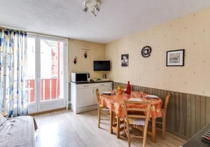 Studio cabine à Esquièze-Sère pour 6 avec balcon, vue montagne et parking - FR-1-402-34