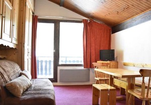 Studio central avec parking et balcon, proche commerces et téléphérique - FR-1-464-151