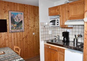 Studio charmant au centre, proche commerces et téléphérique - FR-1-464-122