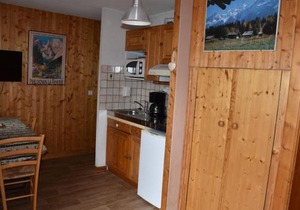 Studio charmant au centre, proche commerces et téléphérique - FR-1-464-122