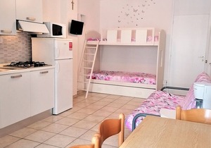 Studio 'Condominio Bristol 220' close to the Beach with Private Balcony