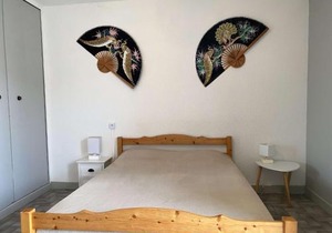 Studio Confortable avec Balcon et Wifi près du parc Charles de Gaulle à Balaruc-les-Bains - FR-1-553-37