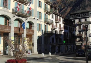 Studio cosy 2 pers. avec balcon, centre Chamonix, proche commerces et pistes sk - FR-1-517-23