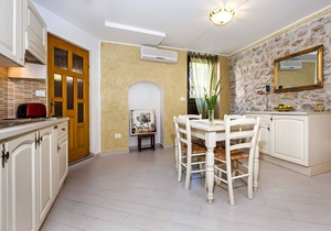 Studio De Amicis ❤️ of Downtown Rovinj | Parking | King,Near Beach