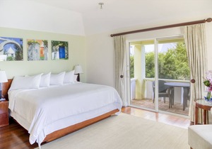 Studio Deluxe Room at Newstead Belmont Hills Golf Resort and Spa