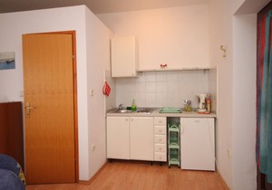 Studio flat with balcony and sea view Kraj, Opatija (AS-7794-a)