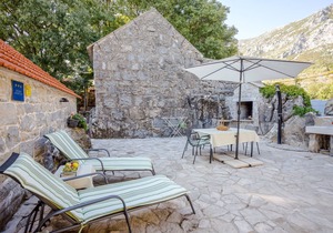 Studio flat with air-conditioning Gata, Omiš (AS-6033-a)
