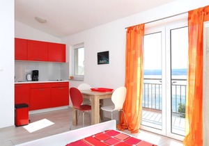 Studio flat with balcony and sea view Stanići, Omiš (AS-17894-c)