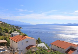 Studio flat with balcony and sea view Stanići, Omiš (AS-17894-c)
