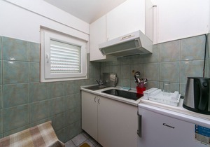 Studio flat with balcony and sea view Podaca, Makarska (AS-516-c)