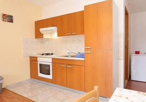 Studio flat with terrace and sea view Žuljana, Pelješac (AS-254-a)