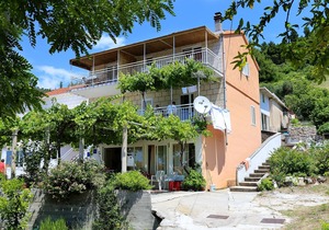 Studio flat with terrace and sea view Žuljana, Pelješac (AS-254-a)