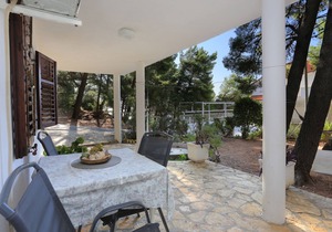 Studio flat with terrace Balića Rat, Omiš (AS-1065-b)