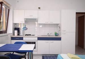 Studio flat with terrace Fažana (AS-7234-a)