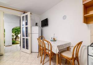 Studio flat with terrace Kavran, Marčana (AS-14109-a)