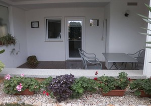 Studio flat with terrace Nin, Zadar (AS-12864-a)