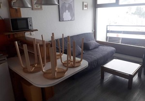 Studio for 4, elevator, ski-in/ski-out, balcony, parking, ski locker