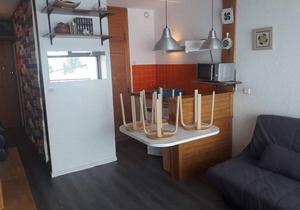Studio for 4, elevator, ski-in/ski-out, balcony, parking, ski locker
