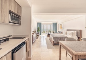 Studio for two w/ocean view at Punta Palmera GC5