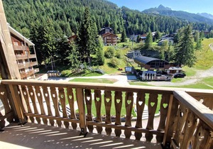Studio in the heart of the station for 4 people with balcony, ski locker and bathtub