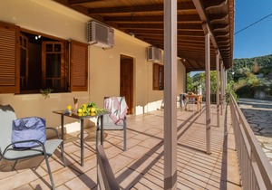 Studio "Krinos 1" with Mountain View, Garden & Wi-Fi