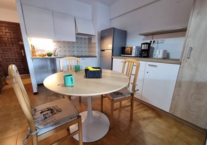 Studio 'La Escala Pueblo Pinos IC14' with Balcony, Shared Pool & A/C