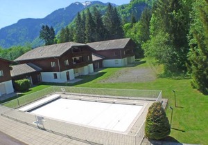 Studio mansardé avec balcon, piscine et parking souterrain à Samoëns - FR-1-629-92