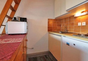 Studio mezzanine cosy, balcon plein sud, quartier calme, proche pistes et commerces, navette gratuite - FR-1-398-554