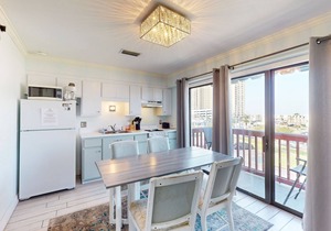 Studio on the lagoon with balcony, pool, & tennis - walk to dining & beach