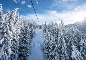 Studio rénové 2* pour 4 pers., skis aux pieds, balcon exposé sud-ouest, proche commerces et garderie - FR-1-398-528
