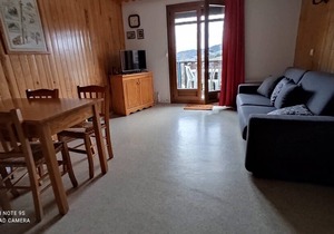 STUDIO sleeps 4 SAINT JEAN MONTCLAR