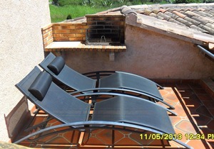 Studio standing in villa with heated pool, air conditioning