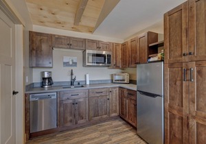 Studio Suite #4 at The Lodge | Minutes from Sunapee Harbor & Mount Sunapee