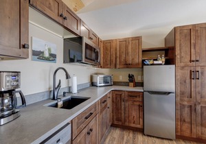 Studio Suite #4 at The Lodge | Minutes from Sunapee Harbor & Mount Sunapee