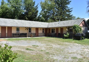 Studio Suite with 2 beds - Located at the Heart of Promised Land State Park